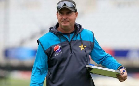 “இலங்கை கிரிக்கெட் அணி ஆபத்தானது” பதறும் பாகிஸ்தான் பயிற்றுவிப்பாளர்!