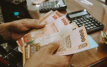 சம்பள அதிகரிப்பு தொடர்பில் அரச ஊழியர்களுக்கு மகிழ்ச்சியான தகவல்