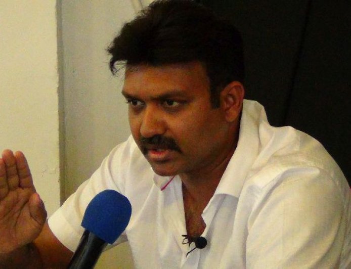 திருகோணமலை  தீ விபத்து – விசாரணைகளை மேற்கொள்ளுமாறு செந்தில் தொண்டமான் பணிப்புரை
