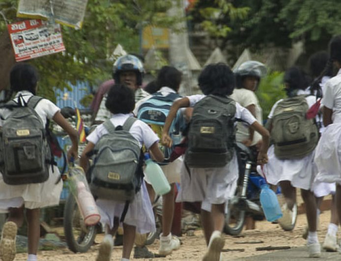 கொழும்பு பாடசாலைகளுக்கு தற்காலிகமாக பூட்டு? வெளியான தகவல்!