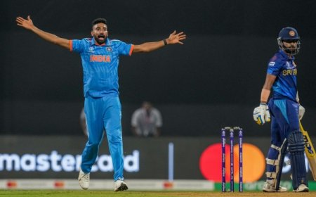 கண்ணிமைக்கும் நேரத்தில் நடந்த சம்பவம்.. 7 பந்துகளில் 3 விக்கெட்ஸ்.. ஆசிய கோப்பையை கண்முன் காட்டிய சிராஜ்!