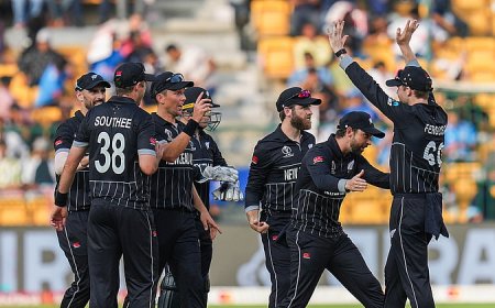 இலங்கையை வீழ்த்தி அரையிறுதி வாய்ப்பை தக்கவைத்தது நியூசிலாந்து!