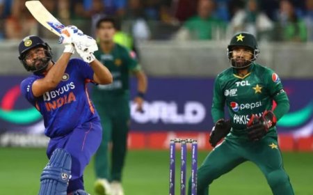 இந்திய அணியின் கதையை முடிக்க இரண்டு ஓவர் போதும்.. எச்சரித்த பாகிஸ்தான் வீரர்!