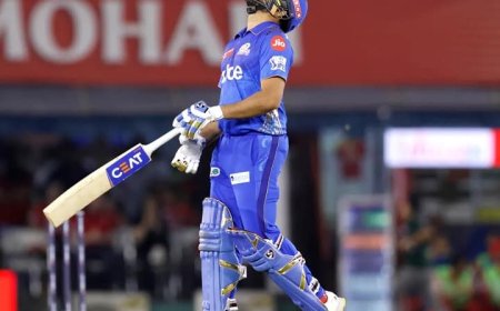 ரோகித் பெரிய தப்பு பண்ணி விட்டார்... அதுதான் இந்தியாவுக்கு  பின்னடைவா போச்சு... சேவாக் குற்றச்சாட்டு!