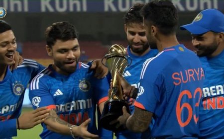 இதுதான் கேப்டன்னு சொல்றது... கோப்பையை வென்ற சூர்யகுமார் செய்த சம்பவம்.. என்னனு தெரியுமா!