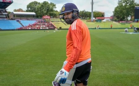 கங்குலி - தோனியால்  கூட முடியாததை செய்து காட்டுவாரா ரோகித் சர்மா? கிடைத்துள்ள இறுதி வாய்ப்பு!