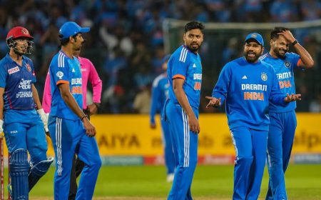 2 ஓட்டங்களில் ஏமாற்று வேலை.. ஆப்கான் வீரர் வாக்குவாதம்... கொந்தளித்த ரோஹித்!