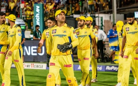 திடீரென 5 முக்கிய வீரர்களை கழற்றிவிடும் சிஎஸ்கே: ஸ்டார் பௌலருக்கும் ஆப்பு?