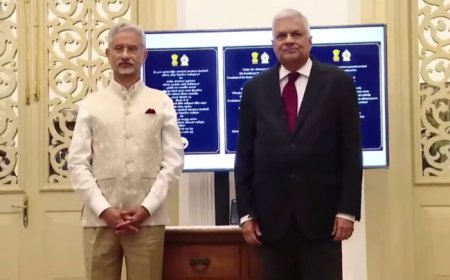 மோடியின் விசேட செய்தியுடன் ஜனாதிபதி ரணிலை சந்தித்தார் ஜெய்சங்கர்