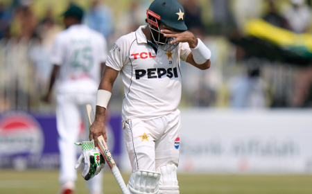 பாகிஸ்தான் அணி செய்த படுமோசமான சாதனை... கிரிக்கெட் சரித்திரத்தில் இப்படி நடந்ததே இல்லை!