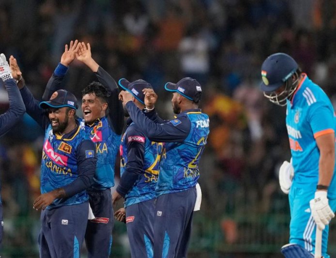 பேட்டிங்கில் சிறப்பாக செயல்படவில்லை;  தோல்விக்கு காரணம் இதுதான் - ரோஹித் சர்மா கவலை!