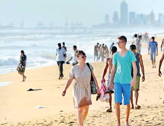 சுற்றுலாப் பயணிகளுக்கு விசேட பாதுகாப்பு அளிக்க பொலிஸார் நடவடிக்கை