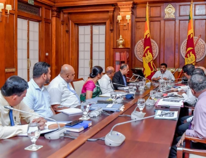 கொழும்பில் உள்ள கால்வாய் மற்றும் வடிகால் கட்டமைப்பு தொடர்பில் ஜனாதிபதி பணிப்புரை