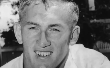 ஆஸ்திரேலிய அணியின் முன்னாள் வேகப்பந்து வீச்சாளர் காலமானார் - ரசிகர்கள் சோகம்!