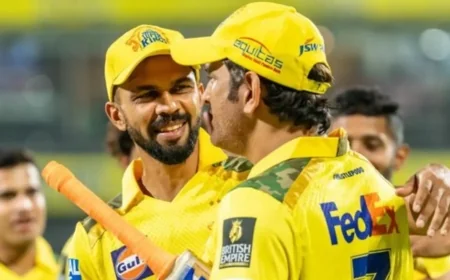 தோனி - ருதுராஜ் சென்னையில் திடீர் சந்திப்பு.. சிஎஸ்கே அணியில் முக்கிய மாற்றம்?