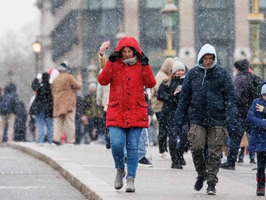 இங்கிலாந்தில் குளிர்காலம் முன்கூட்டியே ஆரம்பம்: விடுக்கப்பட்டுள்ள கடும் பனி எச்சரிக்கை