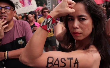 பிரேசிலில் பெண்கள் போராட்டம் – பாலின வன்முறைக்கு எதிராக குரல் எழுப்பிய லட்சக்கணக்கானோர்