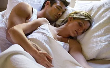 மனைவி எப்போதும் கணவனின் இடது பக்கத்தில் படுக்க வேண்டும் – ஏன் தெரியுமா? 