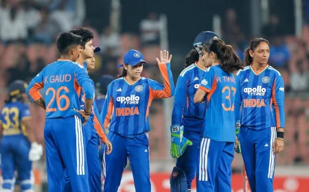 இந்திய மகளிர் டி20 அணி: 221 ரன்கள் சாதனை, இலங்கை 30 ரன்கள் வித்தியாசத்தில் தோல்வி