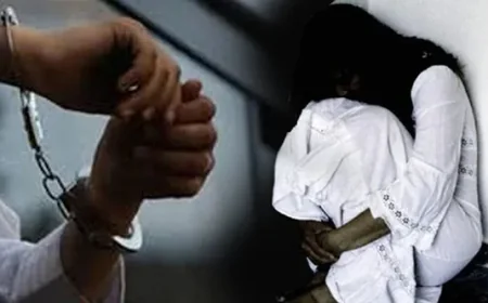 கொழும்பில் முக்கிய பகுதியில் சல்லாபம்: 16 வயது மாணவியும் பொலிஸ் கான்ஸ்டபிள் உட்பட இருவரும் கைது