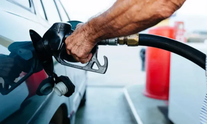 பெற்றோல் மற்றும் டீசல் விலைகளில் குறைப்பு; வெளியான அறிவிப்பு