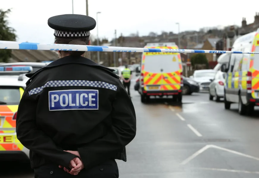 பிரிட்டனில் அதிரடி: இணையவழி சிறுவர் துஷ்பிரயோகத்தில் ஈடுபடும் மாதம் 1,000 பேர் கைது – அதிர வைக்கும் பின்னணி