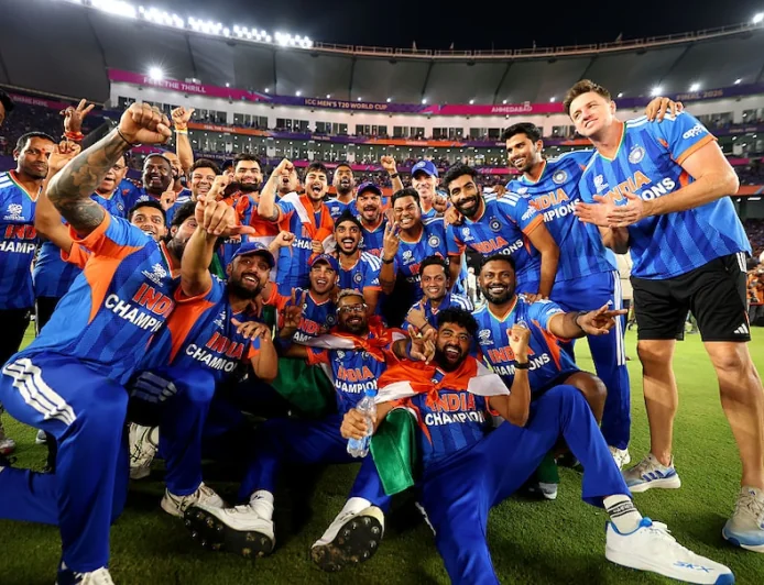 டி20 உலகக் கோப்பை வரலாற்றில் முதல் முறை… இந்திய அணியின் டாப் 3 பேட்ஸ்மேன்கள் அபூர்வ சாதனை