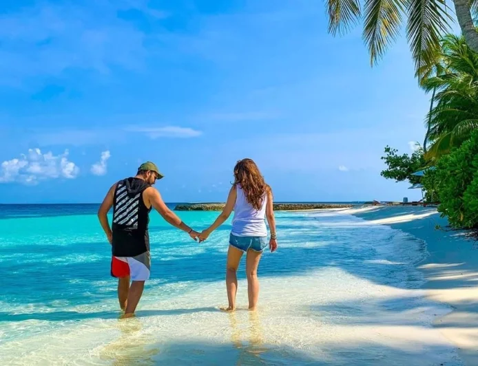 மாலத்தீவில் சட்டையில்லாமல் ஓடும் வீடியோவை பகிர்ந்த ரோஹித் சர்மா  – ரசிகர்கள்  வரவேற்பு