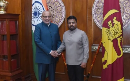 இலங்கை ஜனாதிபதியை கொழும்பில் சந்தித்து பேசிய இந்திய துணை ஜனாதிபதி