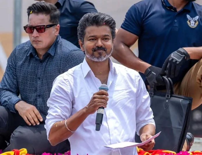 விஜய் மீது புதிய சர்ச்சை: ஆதரவு கடிதம், கூட்டணி குழப்பம் குறித்து கிளம்பிய குற்றச்சாட்டுகள்!