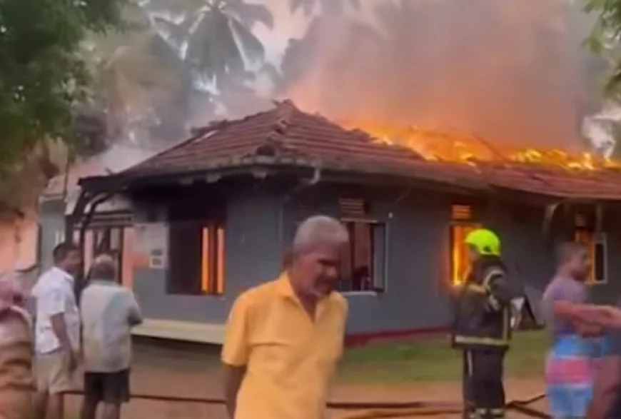 அங்குருவாதொட முதியோர் இல்லத்தில் பயங்கர தீ விபத்து: 11 பேர் உயிரிழப்பு, 3 பேரை தேடும் பணி தீவிரம்