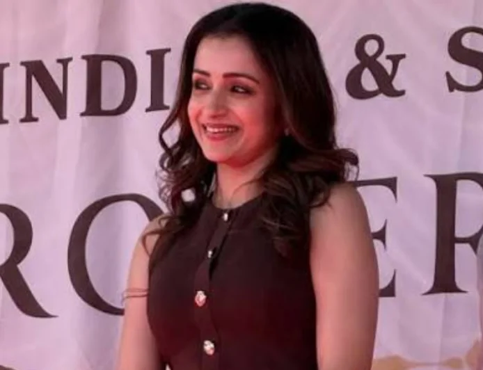 "இலங்கைத் தமிழ் மிகவும் தூய்மையானது".. நடிகை திரிஷாவின் பேச்சுக்கு ரசிகர்கள் வரவேற்பு
